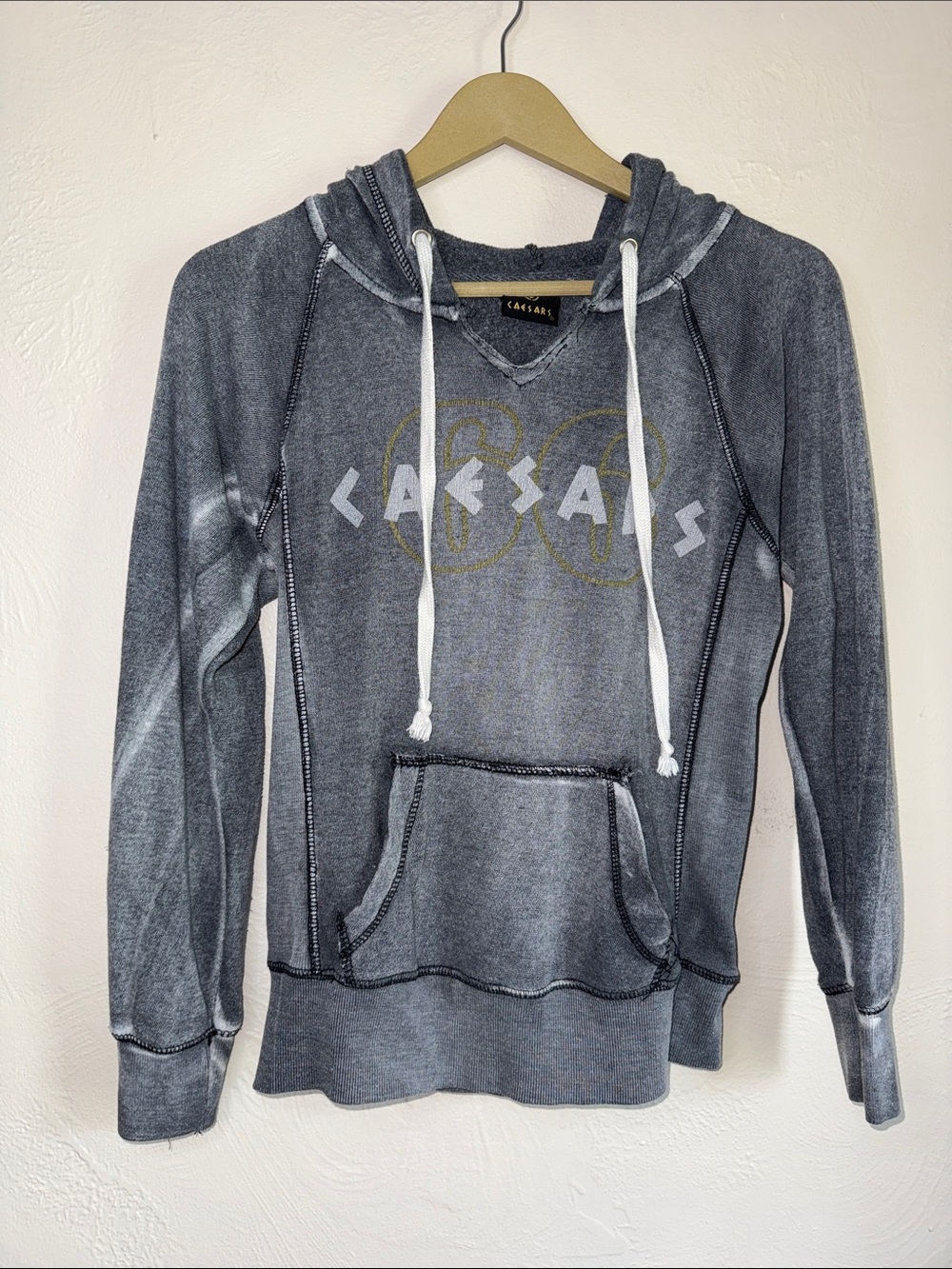 Caesars Palace Las Vegas 66 Distressed Hoodie Gray S